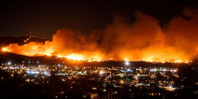 Australia wildfires: Devastating blazes pushing global CO2 levels to record high