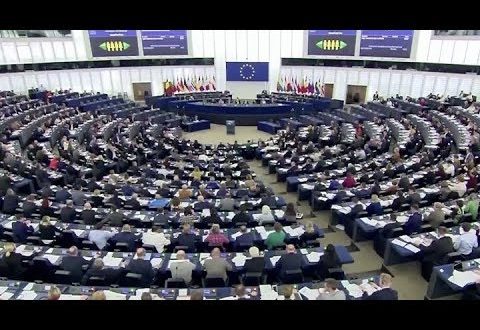 European Parliament declares symbolic 'climate emergency'
