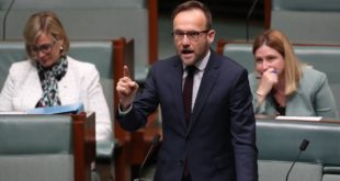 Crossbench pushes to declare climate emergency