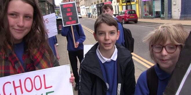 Week 6 of Nairn Academy pupils Climate Emergency protest